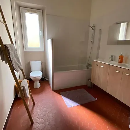 T3 Renove Dans Une Maison De Ville Marsella Exterior foto